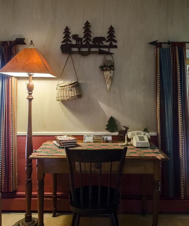 Munro House Bed And Breakfast Jonesville Room photo